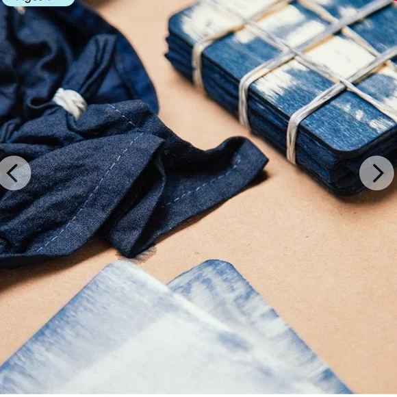 Doodle Crate - Shibori Messenger Bag - Picture 4 of 5